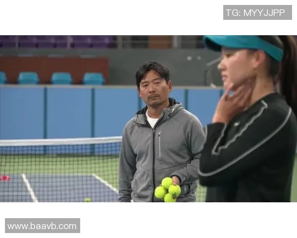 重庆网球队的比赛经验揭秘：网球巨献背后的故事与技巧分析